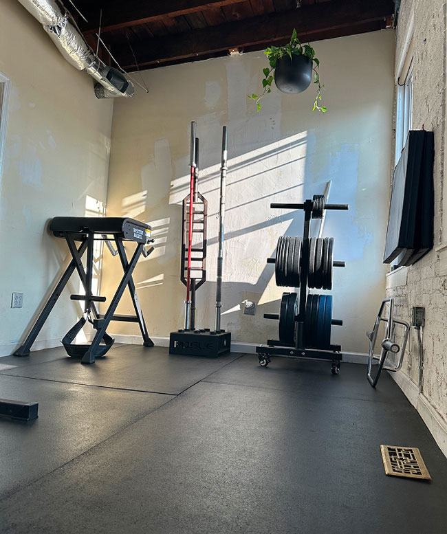 Interior of DC Strength Training and Nutrition, small Northwest Washington DC gym